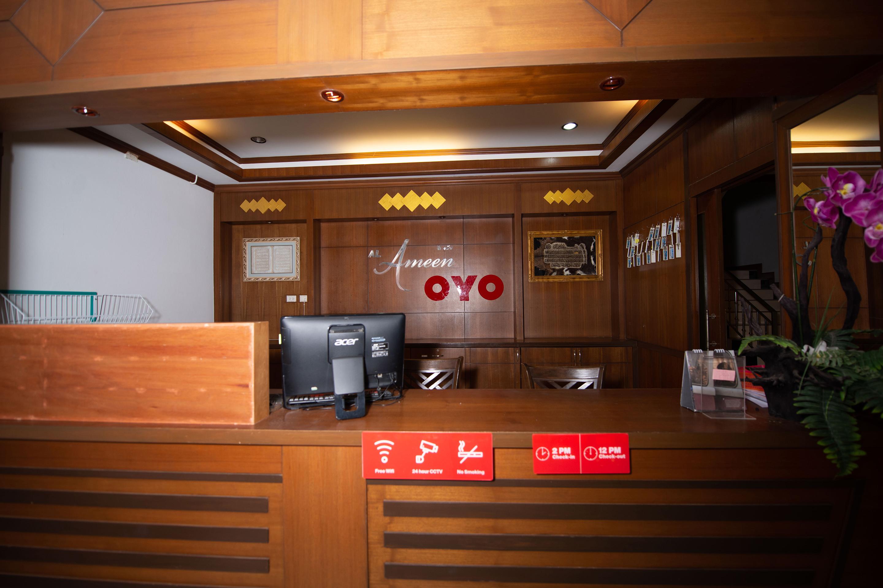 OYO 287 Al Ameen Hotel Krabi town Buitenkant foto