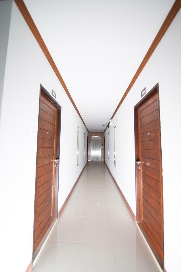 OYO 287 Al Ameen Hotel Krabi town Buitenkant foto